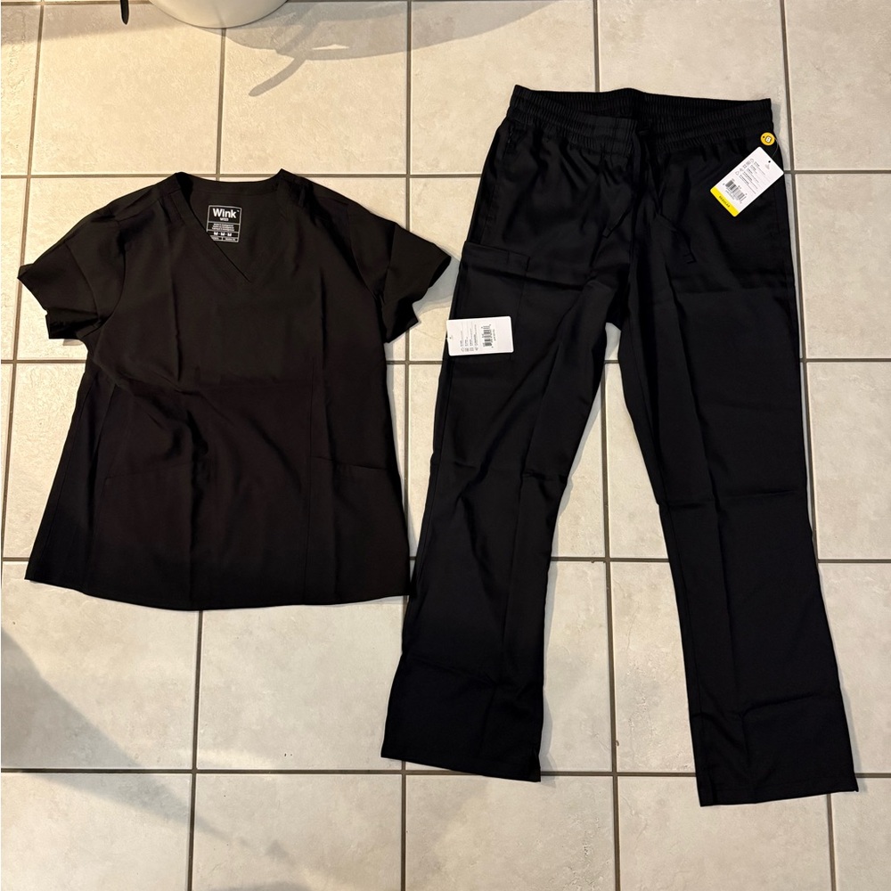 WonderWink Black Scrub Set